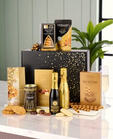sparkle-and-delight-gift-hamper-uk-651x800 sparkle-and-delight-gift-hamper-uk-651x800