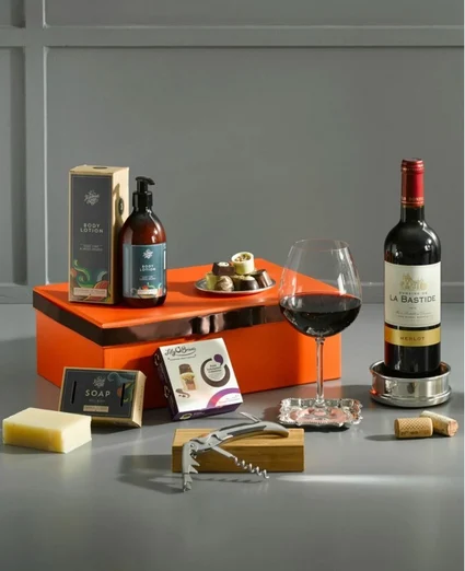 especially-for-you-gift-hamper-finland-651x800 especially-for-you-gift-hamper-finland-651x800